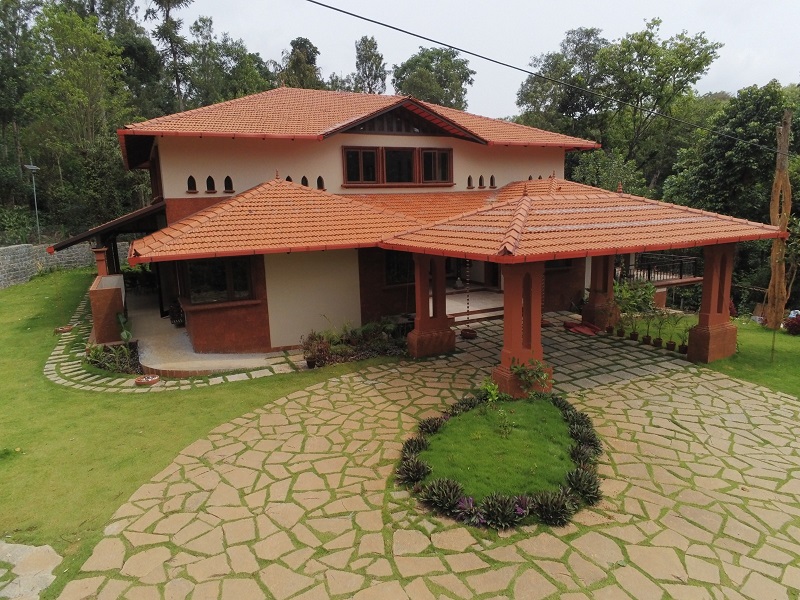 House construction in Somvarpete